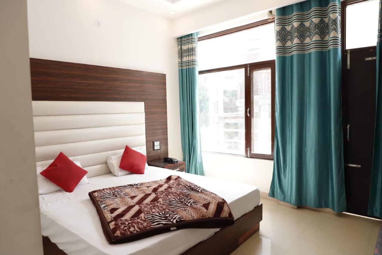 Rahul Hotel & Restaurant Mussoorie Esterno foto