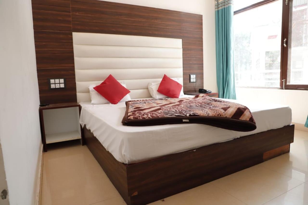 Rahul Hotel & Restaurant Mussoorie Esterno foto