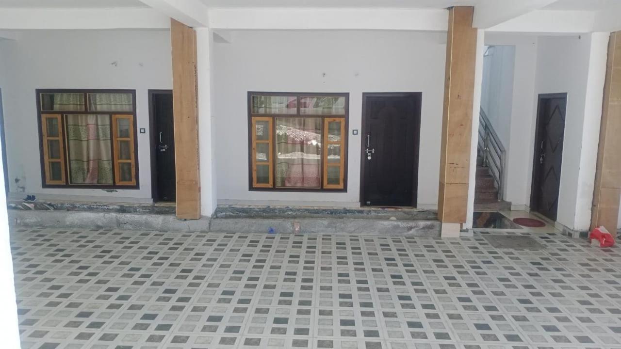 Rahul Hotel & Restaurant Mussoorie Esterno foto