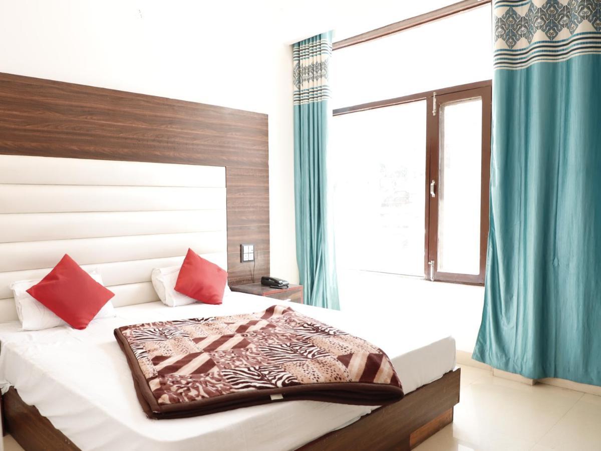 Rahul Hotel & Restaurant Mussoorie Esterno foto