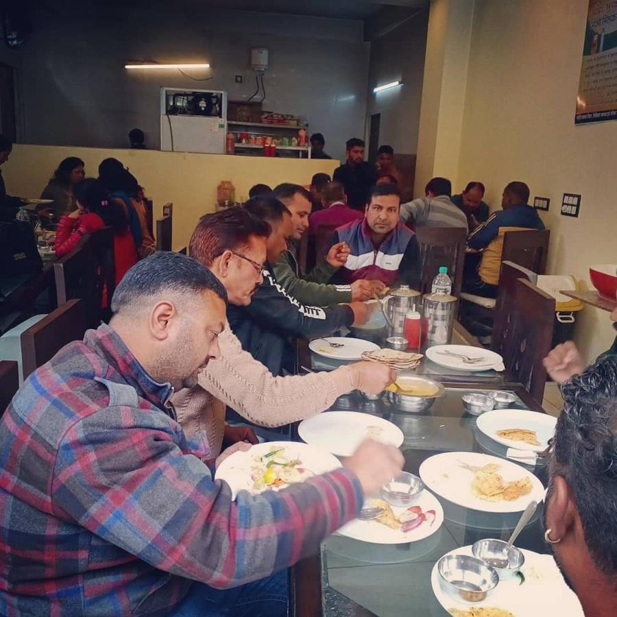 Rahul Hotel & Restaurant Mussoorie Esterno foto
