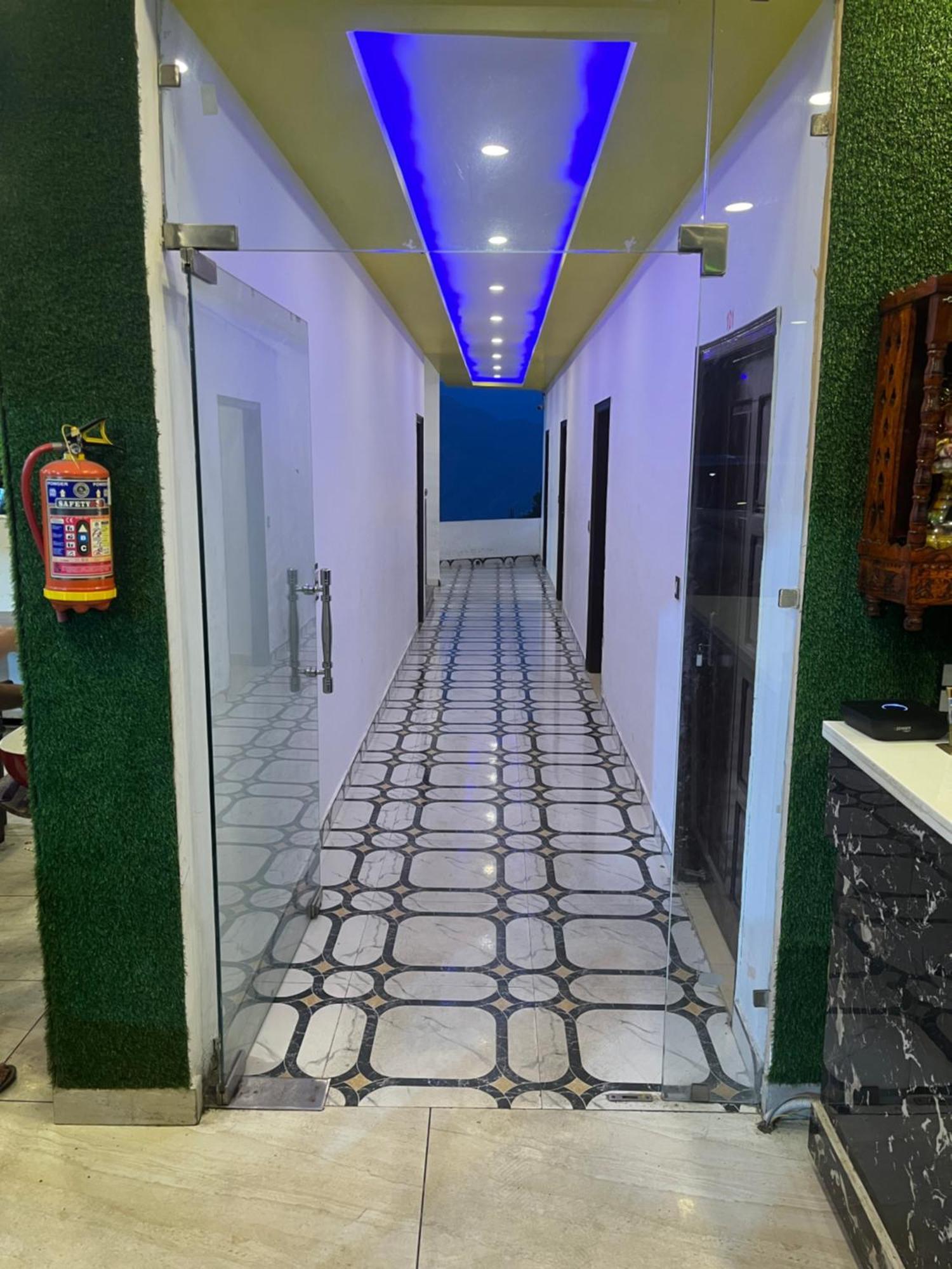 Rahul Hotel & Restaurant Mussoorie Esterno foto