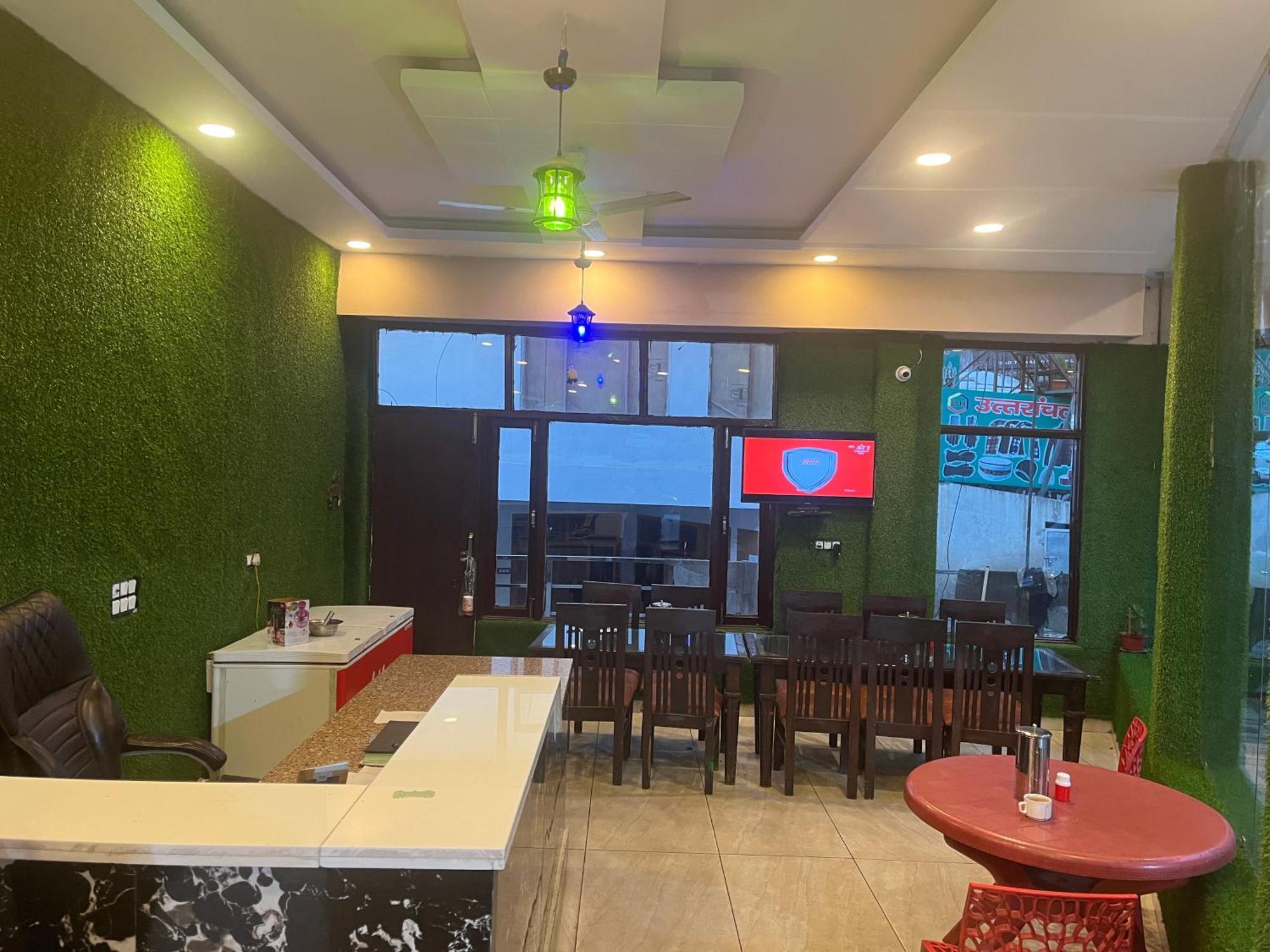 Rahul Hotel & Restaurant Mussoorie Esterno foto