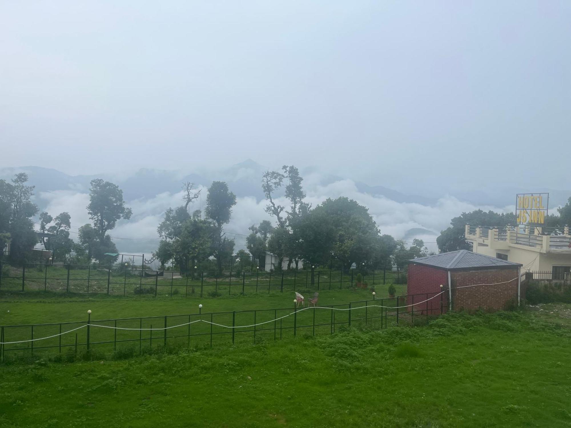 Rahul Hotel & Restaurant Mussoorie Esterno foto